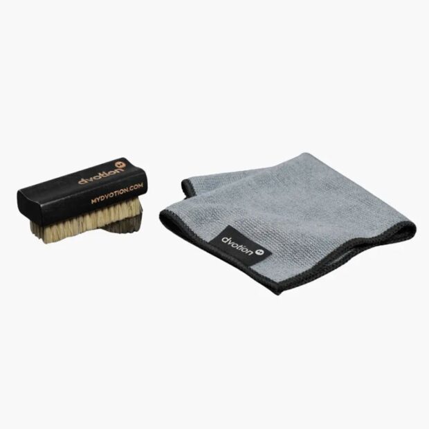 Retro brush & the Premium Microfiber Towel Bundle
