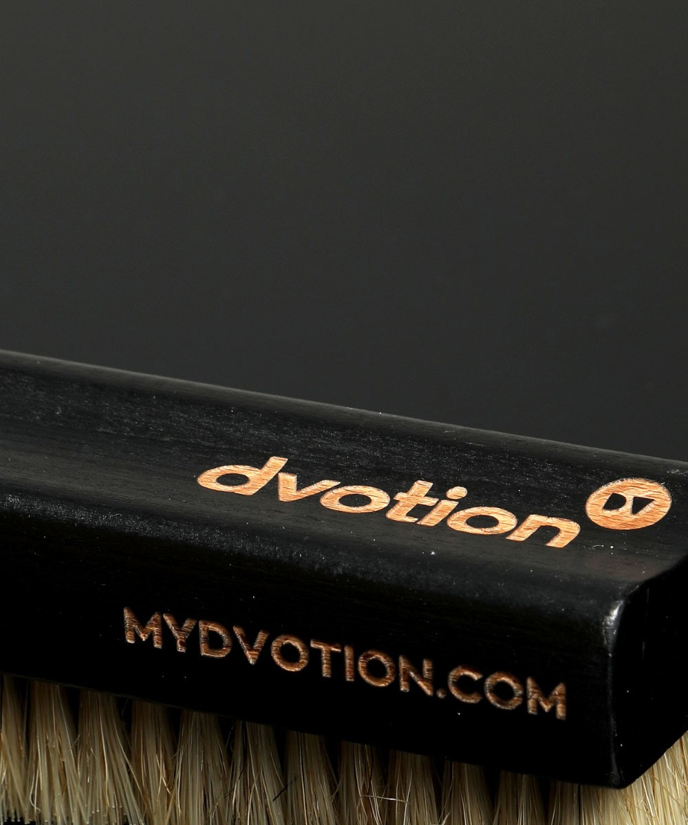 Retro brush & the Premium Microfiber Towel Bundle